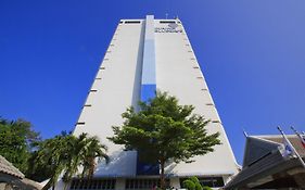 บลู เวฟ โฮเทล หัวหิน (SHA Extra Plus)